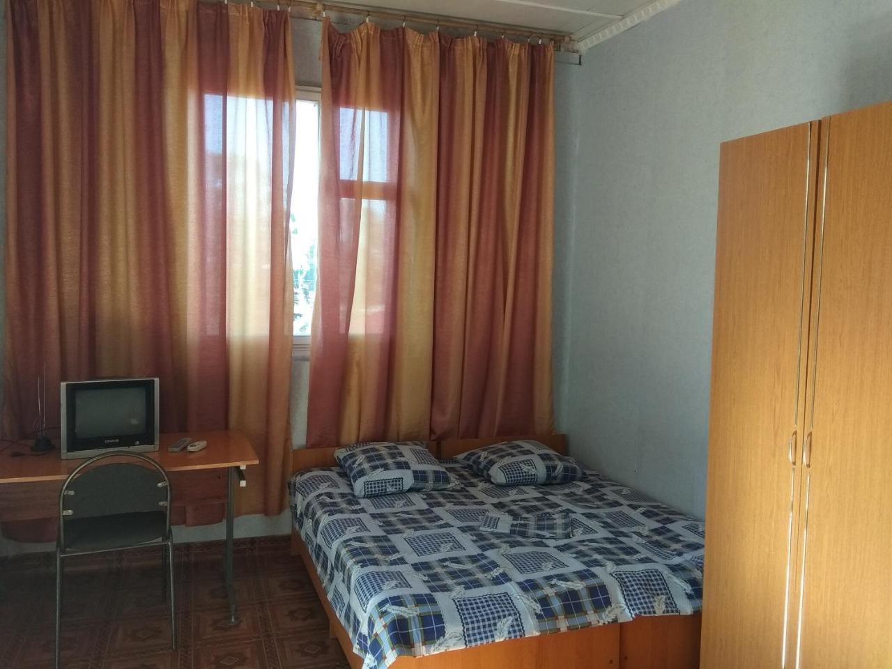 Guesthouse On Kabardinskaya 139A Gagra Ngoại thất bức ảnh